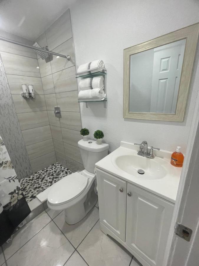 Tranquilo Y Fantastico Apartamento Cerca De Playas Y Areopuerto Tampa Exterior foto